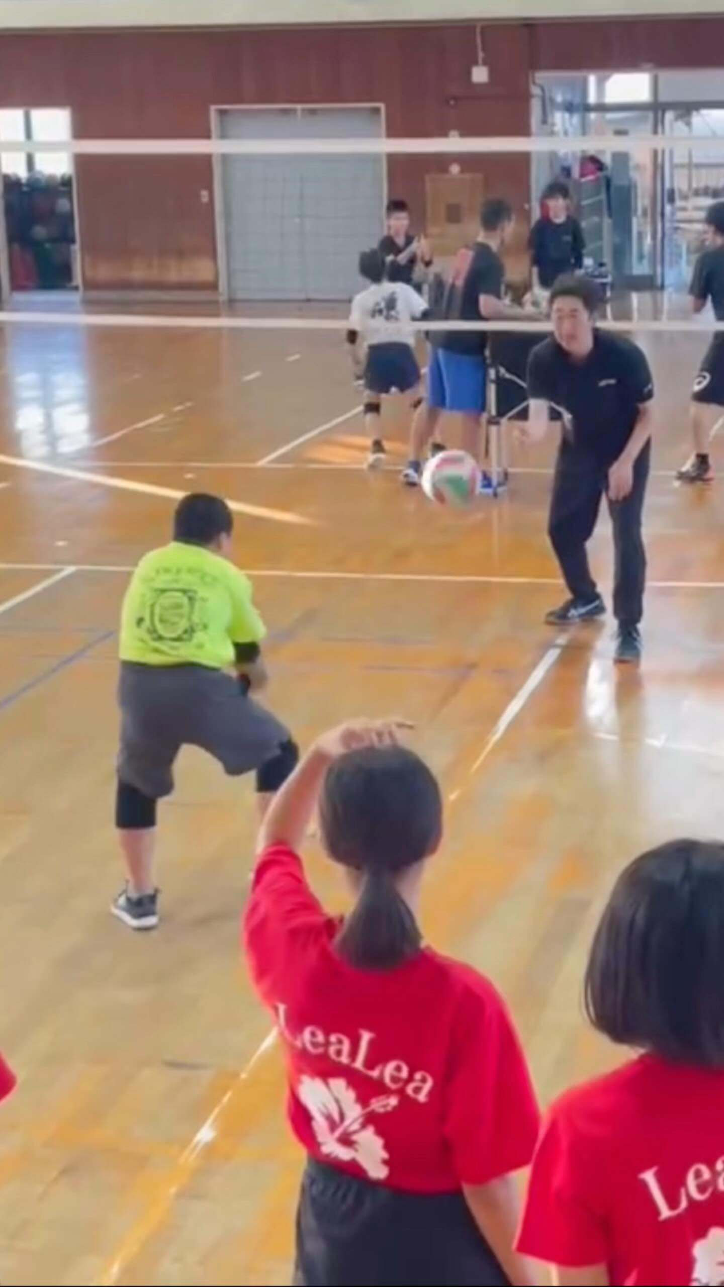 夏休みの土曜日はCherry大村VBCさんと合同練習