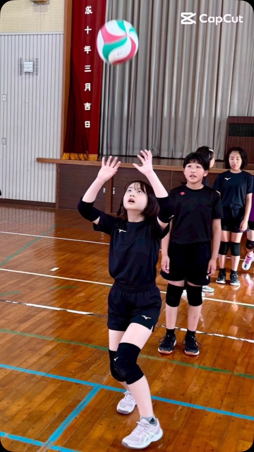体験に来てくれている子と一緒に